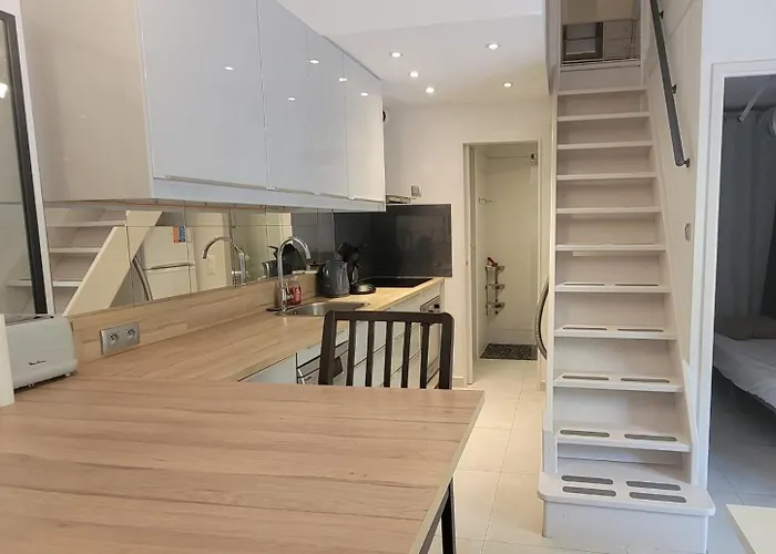 House For 4 With Yard Fréjus